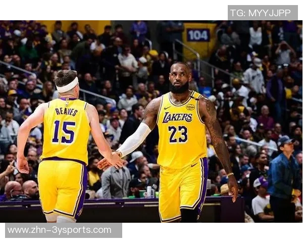 小里盛赞詹姆斯球商之高赛场理解力堪称无与伦比 小里盛赞詹姆斯球商之高赛场理解力堪称无与伦比